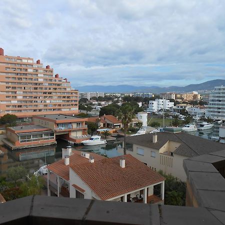 Hotel Marbella Roses Dış mekan fotoğraf