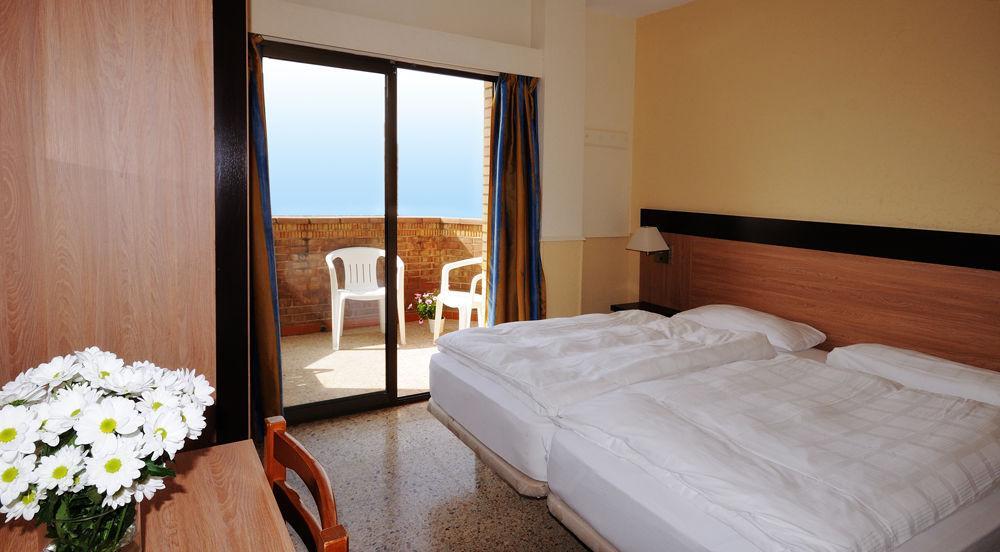 Hotel Marbella Roses Dış mekan fotoğraf